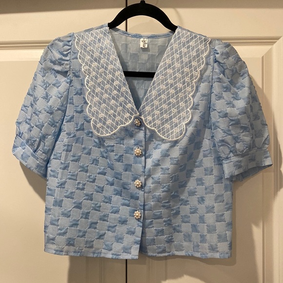 Vintage Tops - Baby Blue Bib Collar Short Sleeve Embellished Cropped Blouse. Size Small.